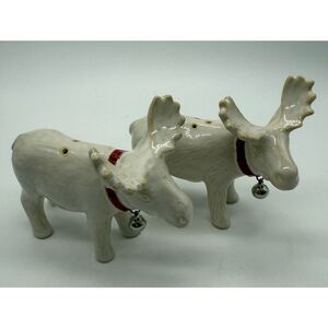 Pottery Barn Ceramic Jingle Moose Salt And‎ Pepper Shakers Tableware